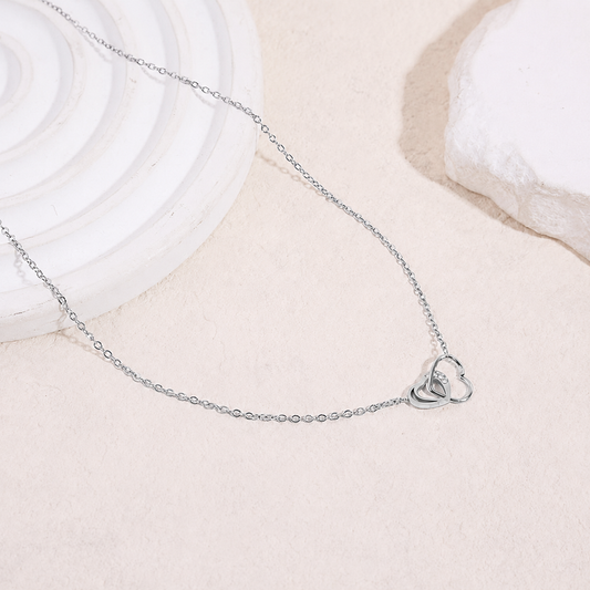 Collier chaîne fine avec 2 pendentifs cœurs ajouré fine et épaisse avec strass