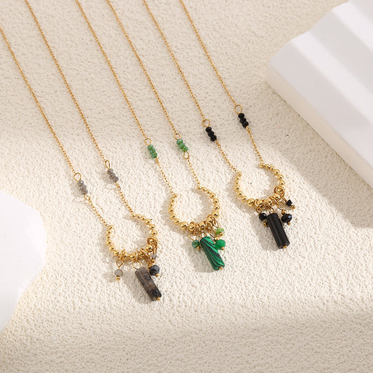 Collier Doré Anneau Doré Ouvert Avec Pendentifs Pierres Grises