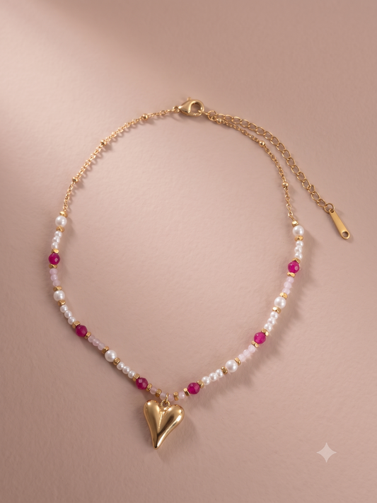 Chaîne de cheville à perles et pendentif cœur