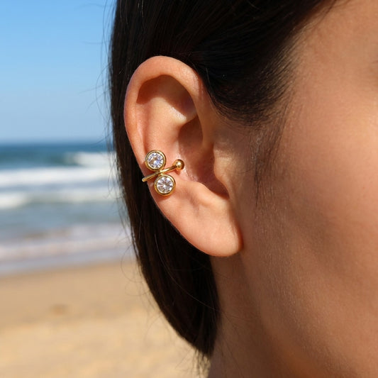 Earcuff bague d'oreille ornée de deux strass ronds