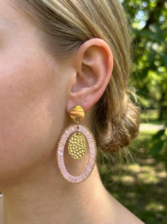 Boucles d'oreilles Pendantes Dorées Ovale et Médaillon Martelé