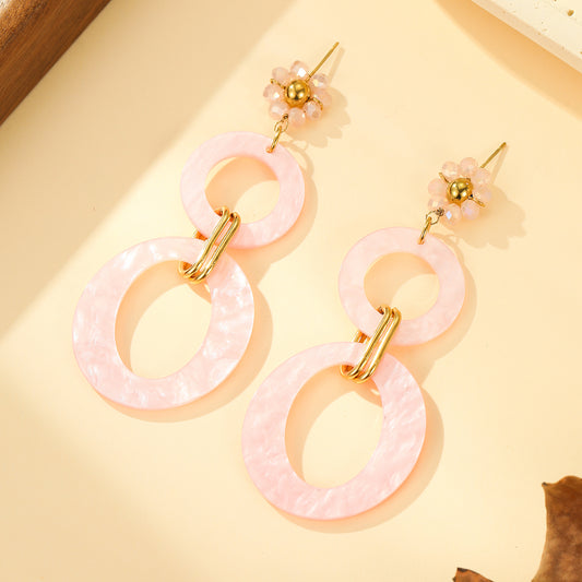 Boucles d'oreilles Pendantes Résine Rose à Maillons Ovales et Fleur Perlée