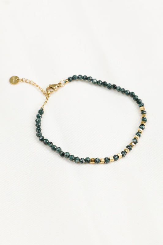 Bracelet Perles Vertes Africaines Avec Détails Dorés