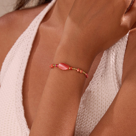 Bracelet Doré Avec Perles et Pierre Facettée Centrale