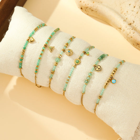 Lot de 6 Bracelets Dorés Perles Vertes d'Eau Motifs Protecteurs et Nature