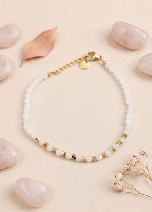 Bracelet Perles et Détails Dorés