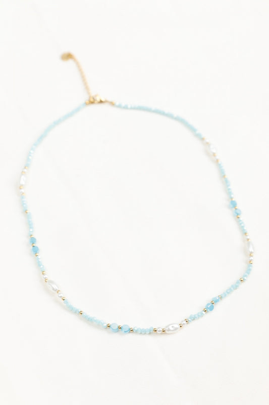 Collier Perlé Bleu Turquoise et Perles Nacrées Avec Détails Dorés