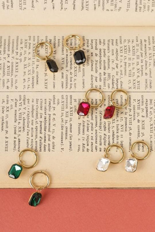 Boucles d'oreilles strass de couleur dorée