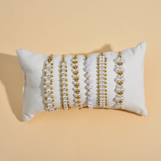 Lot de 6 Bracelets Perles Blanches Et Détails Dorés