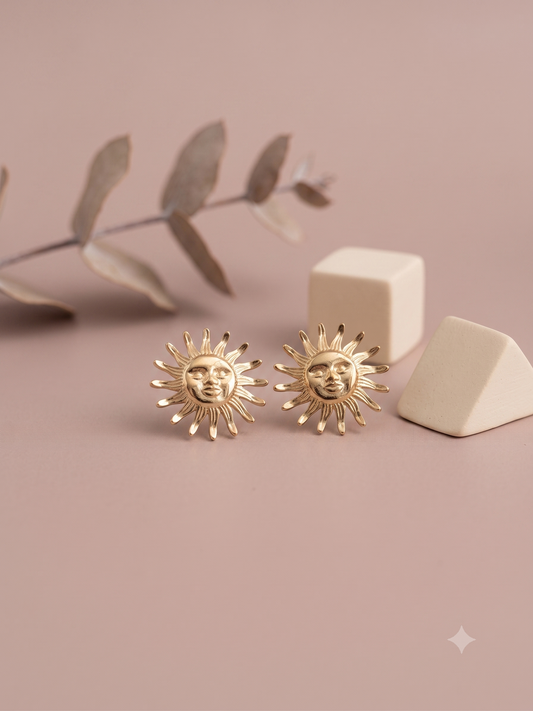 Boucles d'oreilles dorées soleil joyeux