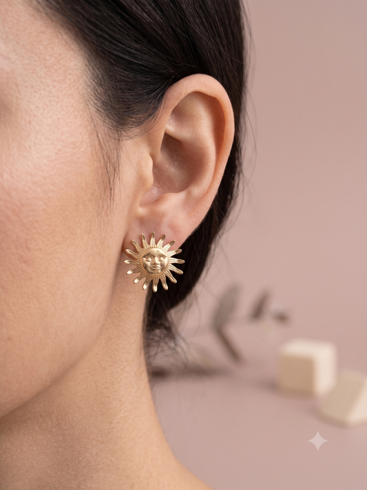 Boucles d'oreilles dorées soleil joyeux