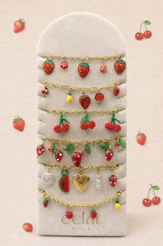 Lot de 6 bracelets fraises et cerise sur présentoir