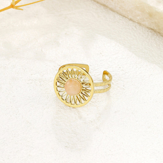 Bague Dorée Ajustable Cercle Ajouré Et Pierre Rose Poudré - Eclat Paris