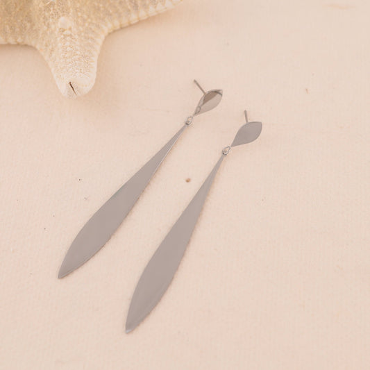 Boucles d'oreilles Argentées Longues Goutte Élancée Brillante - Eclat Paris