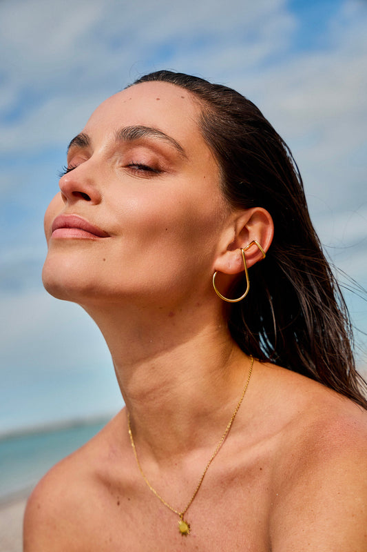 Bijou d'Oreille Doré Style Géométrique