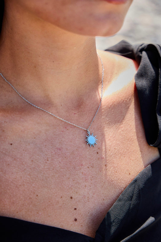 Collier Chaîne Fine Argentée Soleil Découpé