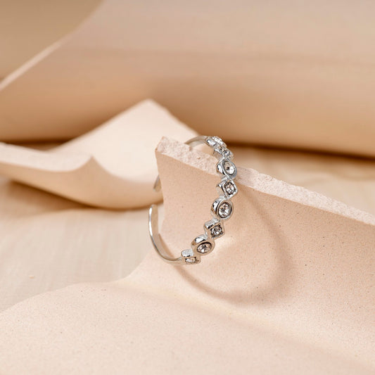Bague ajustable argentée à strass