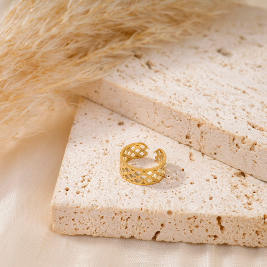 Crossed lines ear cuff earrings