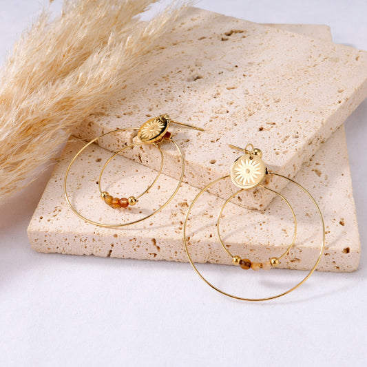Boucle d'oreilles double créole avec perles de couleur dorée marron