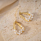 Oval earring with pearls