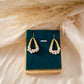 Oval earring with pearls