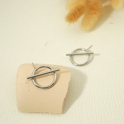 Silver barred circle earrings
