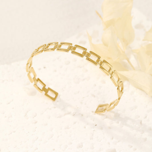 Rectangular bangle bracelet