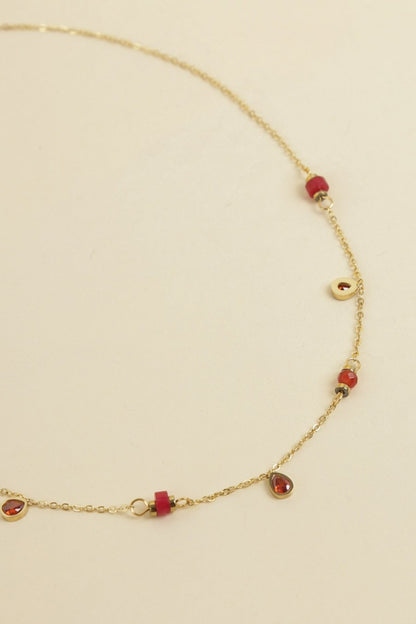Red pendants necklace