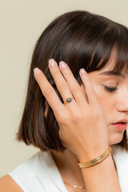 Bague perle noire